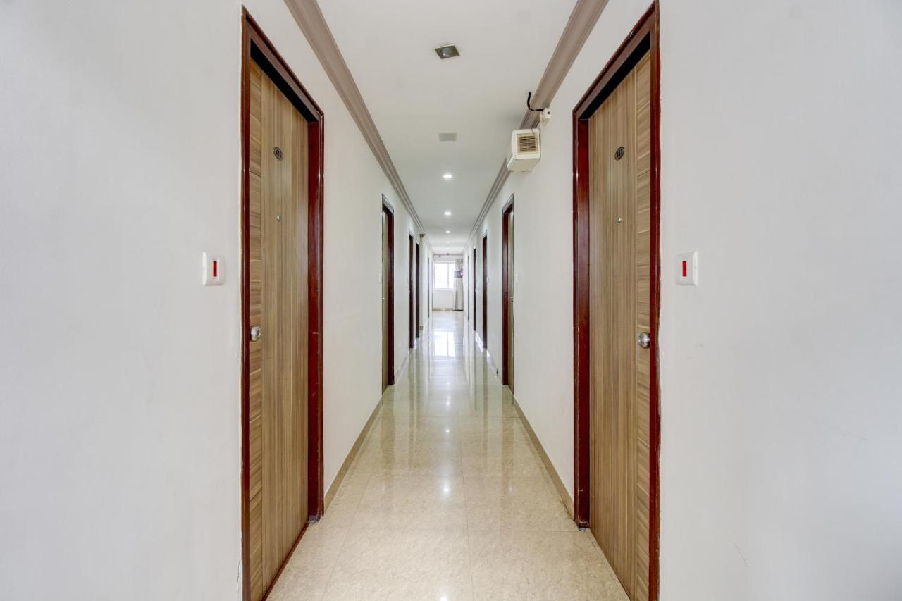 Hotel La Sara Regent à Bangalore Extérieur photo