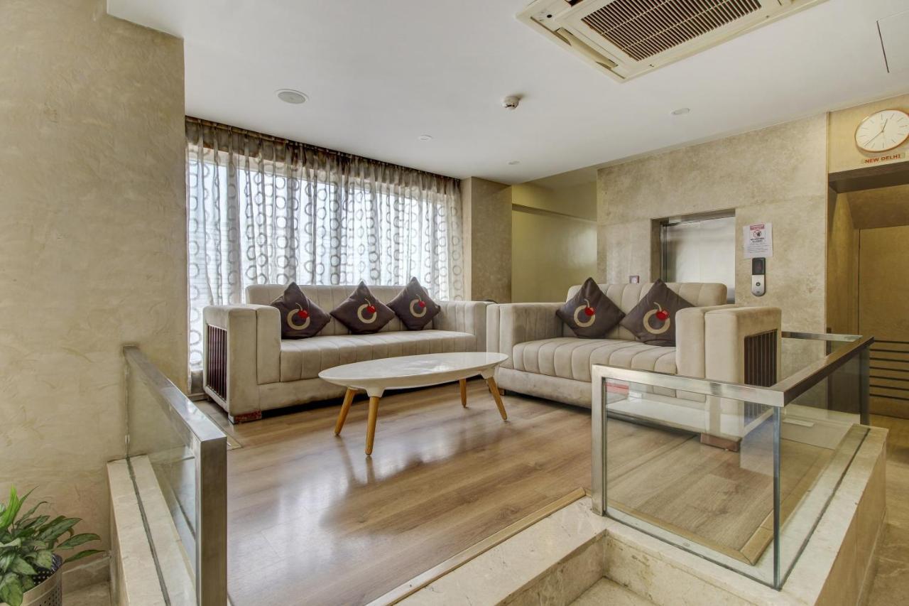 Hotel La Sara Regent à Bangalore Extérieur photo